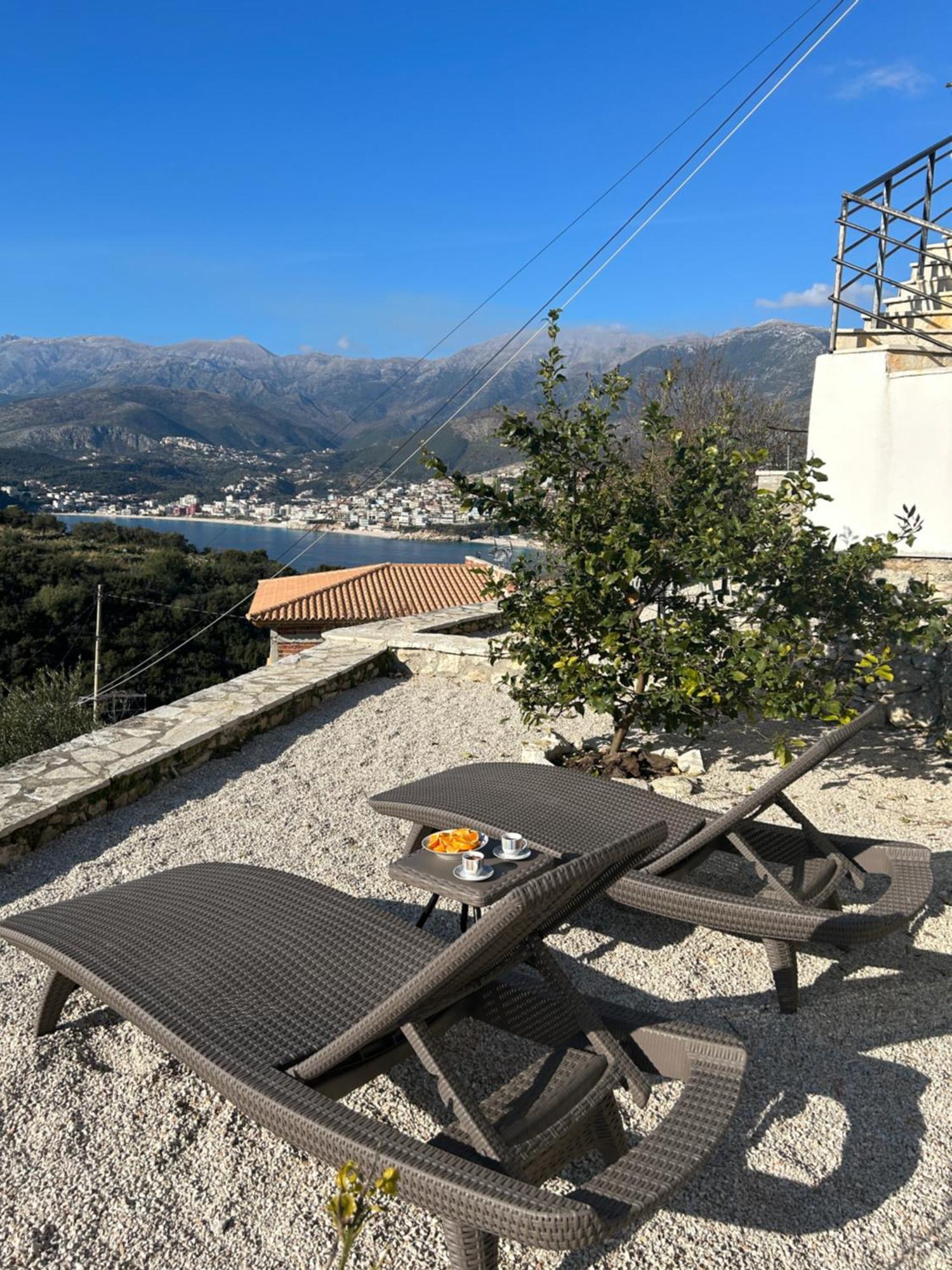 Hostel On The Hill - By Filikuri Beach Himare Eksteriør bilde